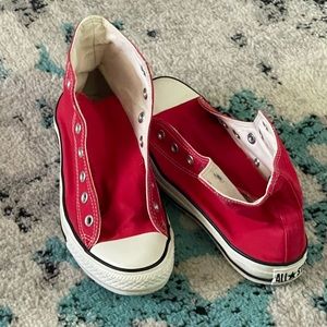 Converse All Star size 6.